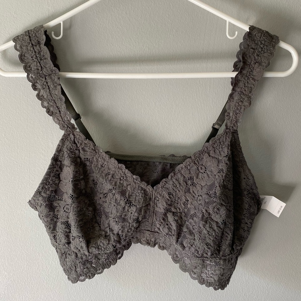 NWT gray bralette from aerie